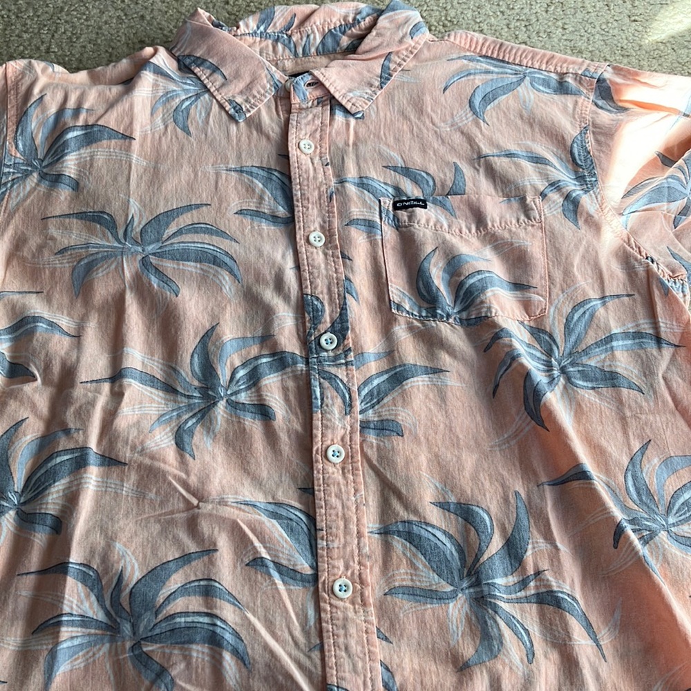 O’neill Hawaiian Shirt Salmon Pink w/ Grey Plams
